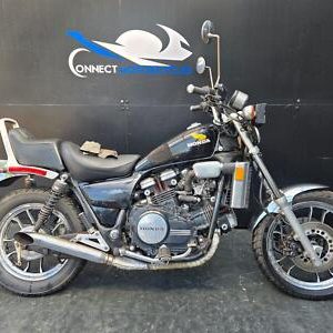HONDA MAGNA 700 1984 PROJECT BIKE HPI CLEAR
