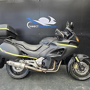 HONDA NT650V DEAUVILLE PROJECT BIKE