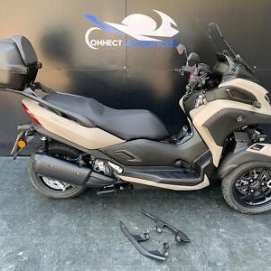 YAMAHA MWD 300 TRICITY 300cc 96 MILES FROM NEW IMMACULATE