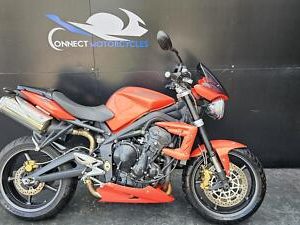 TRIUMPH STREET TRIPLE 675 R PROJECT BIKE HPI CLEAR