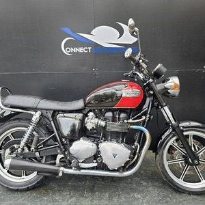 TRIUMPH BONNEVILLE 865 SE 1 OWNER TRADE SALE LOW MILES HPI CLEAR