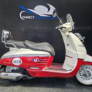 PEUGEOT DJANGO 125 cc SCOOTER HPI CLEAR LOW MILEAGE