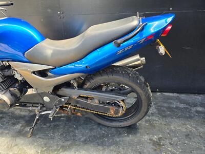 KAWASAKI ZR-7S 2003 ZR750 H3 PROJECT BIKE