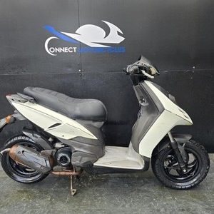 PIAGGIO TYPHOON 50CC PROJECT SCOOTER HPI CLEAR