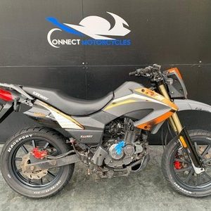 KEEWAY TX 125 E4 PROJECT BIKE HPI CLEAR