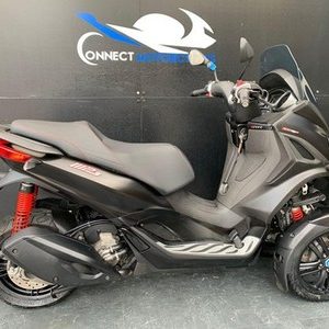 PIAGGIO MP3 300 HPE SPORT LOW MILEAGE 1 ONWER HPI CLEAR