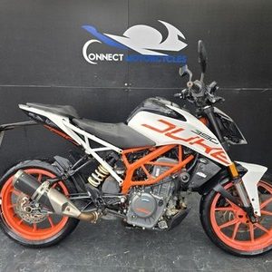 KTM 390 DUKE PROJECT BIKE 1 OWNER HPI CLEAR