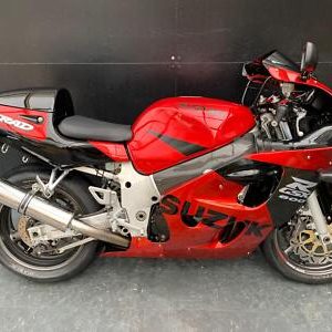SUZUKI GXSR 600 S-RAD 1999 LOW MILEAGE LOVELY CONDITION
