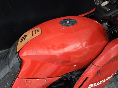 SUZUKI GSX 550 1985 PROJECT BIKE HPI CLEAR