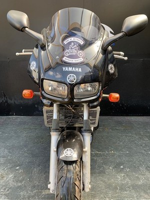 YAMHA FZS 600 FAZER PROJECT BIKE