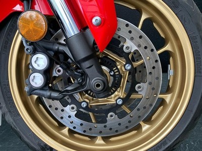 YAMAHA YZF R7 60TH ANNIVERSARY 2022 VERY LOW MILEAGE 1 OWNER HPI CLEAR