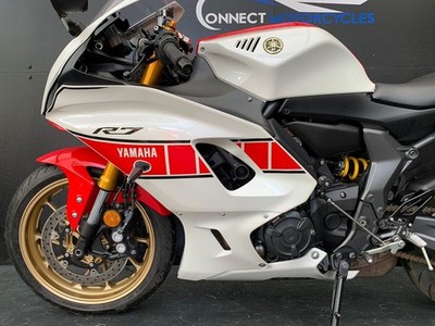 YAMAHA YZF R7 60TH ANNIVERSARY 2022 VERY LOW MILEAGE 1 OWNER HPI CLEAR