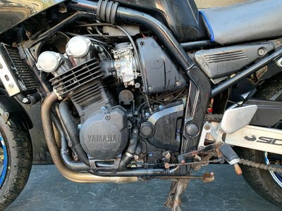 YAMAHA FZS 600 FAZER PROJECT BIKE