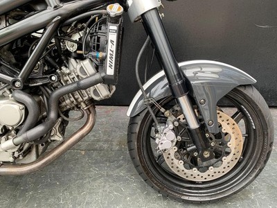HYOSUNG GT 650 COMET PROJECT BIKE HPI CLEAR
