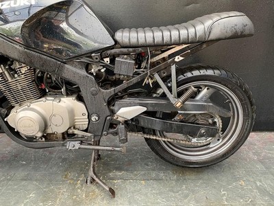 SUZUKI GS 500 1997 CAFE RACER PROJECT HPI CLEAR