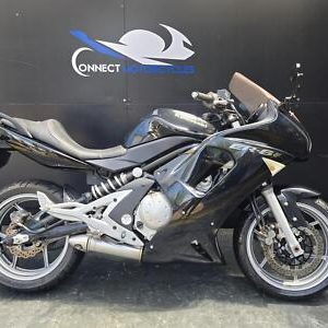 KAWASAKI ER6-F PROJECT BIKE HPI CLEAR