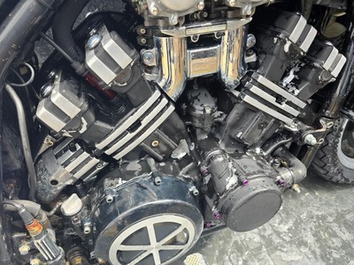 YAMAHA V-MAX 1200 PROJECT BIKE HPI CLEAR