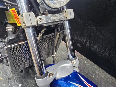 YAMAHA V-MAX 1200 PROJECT BIKE HPI CLEAR