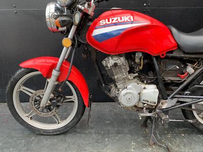 SUZUKI GS 125 PROJECT BIKE HPI CLEAR