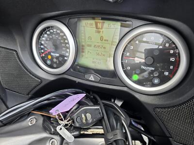 TRIUMPH TROPHY 1200 SE 2013 HPI CLEAR