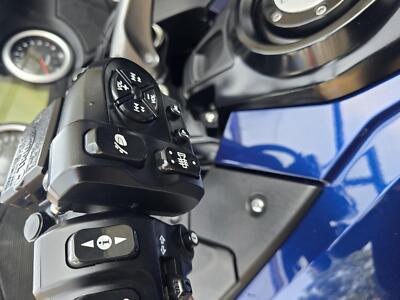 TRIUMPH TROPHY 1200 SE 2013 HPI CLEAR