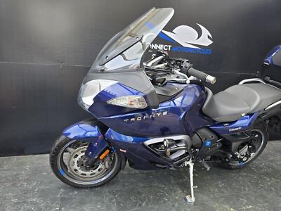 TRIUMPH TROPHY 1200 SE 2013 HPI CLEAR