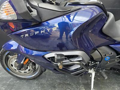 TRIUMPH TROPHY 1200 SE 2013 HPI CLEAR