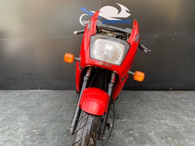 KAWASAKI GPX 600R PROJECT BIKE HPI CLEAR