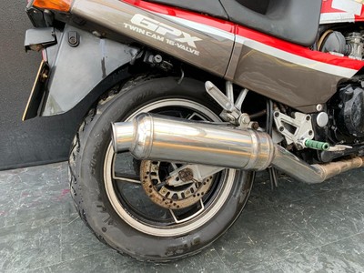 KAWASAKI GPX 600R PROJECT BIKE HPI CLEAR