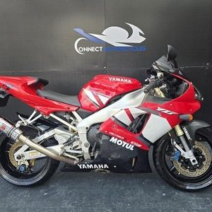 YAMAHA YZF R1 PROJECT BIKE HPI CLEAR