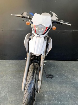 RIEJU MRT 125 VERY LOW MILEAGE HPI CLEAR 125cc SUPERMOTO
