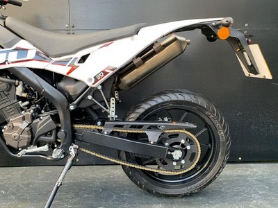 RIEJU MRT 125 VERY LOW MILEAGE HPI CLEAR 125cc SUPERMOTO