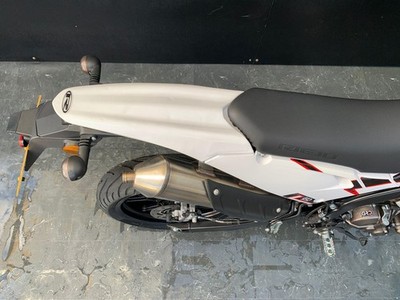 RIEJU MRT 125 VERY LOW MILEAGE HPI CLEAR 125cc SUPERMOTO