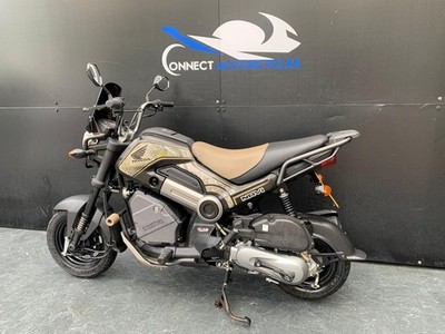 HONDA NAVI 110 CAMO PADDOCK/PIT BIKE LOW MILEAGE HPI CLEAR