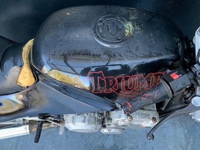 TRIUMPH TROPHY 1200 1991 PROJECT BIKE HPI CLEAR