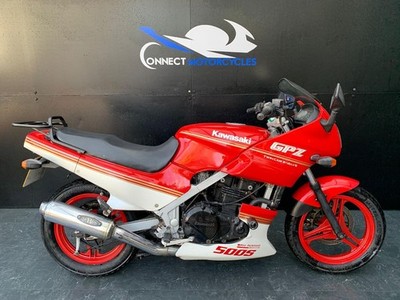 KAWASAKI GPZ 500 1989 PROJECT BIKE HPI CLEAR