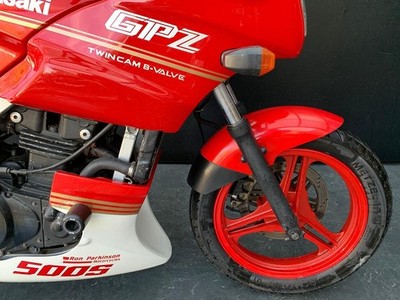 KAWASAKI GPZ 500 1989 PROJECT BIKE HPI CLEAR