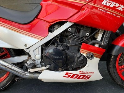 KAWASAKI GPZ 500 1989 PROJECT BIKE HPI CLEAR