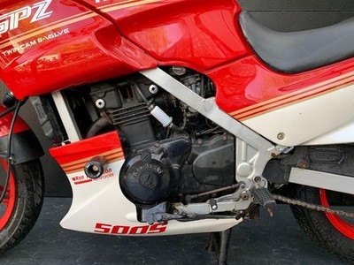 KAWASAKI GPZ 500 1989 PROJECT BIKE HPI CLEAR