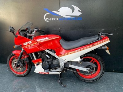 KAWASAKI GPZ 500 1989 PROJECT BIKE HPI CLEAR