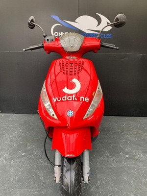 PIAGGIO ZIP 2 STROKE 50cc SCOOTER PROJECT HPI CLEAR