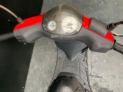 PIAGGIO ZIP 2 STROKE 50cc SCOOTER PROJECT HPI CLEAR