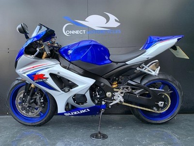 SUZUKI GSXR 1000 K8 2009 LOW MILEAGE HPI CLEAR