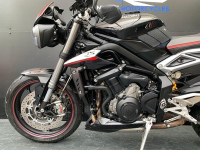 TRIUMPH STREET TRIPLE 765 RS HPI CLEAR