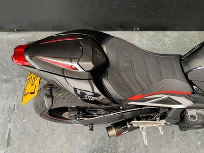 TRIUMPH STREET TRIPLE 765 RS HPI CLEAR