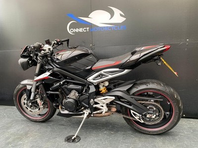 TRIUMPH STREET TRIPLE 765 RS HPI CLEAR