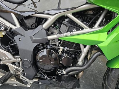 KAWASAKI Z125 LMFNN LEARNER LEGAL HPI CLEAR LOW MILEAGE