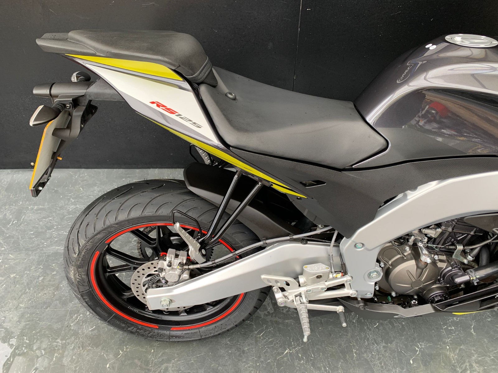 APRILIA RS4 125 E5+ LOW MILEAGE HPI CLEAR