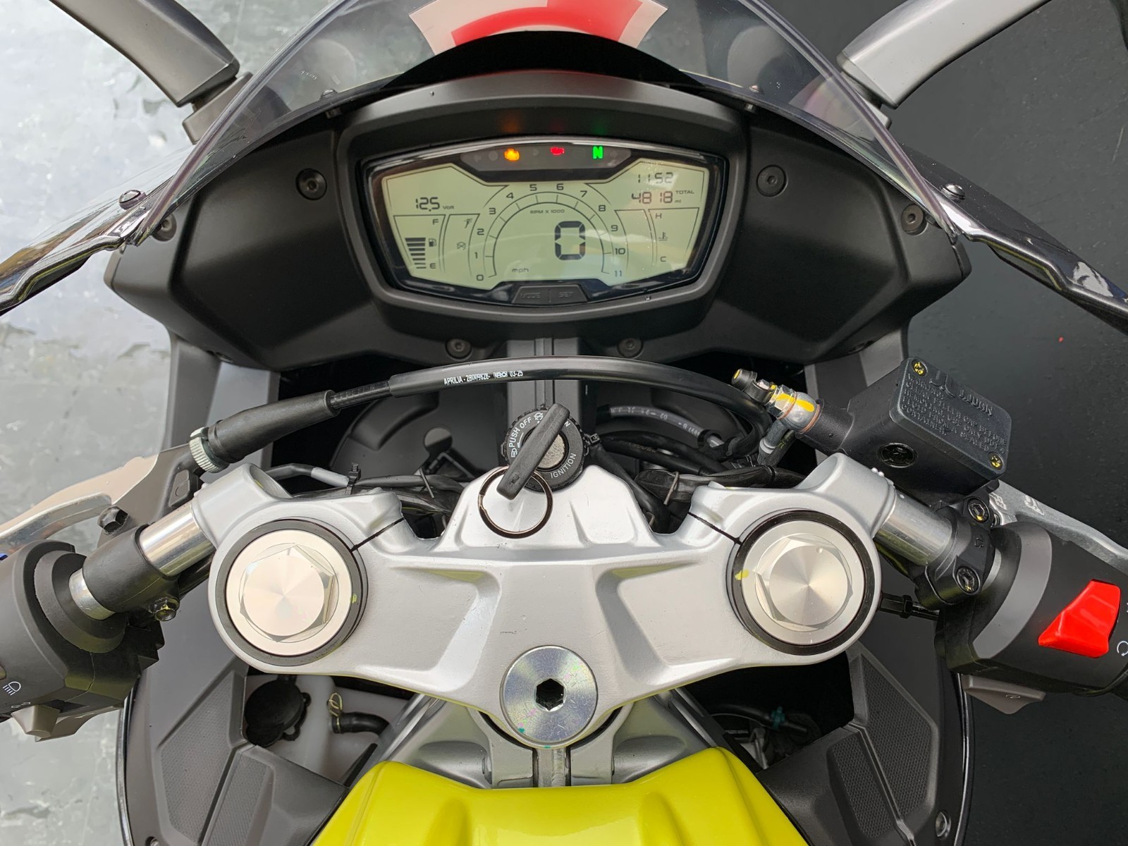 APRILIA RS4 125 E5+ LOW MILEAGE HPI CLEAR