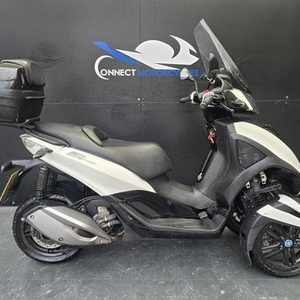 PIAGGIO MP3 300 YOURBAN SCOOTER PROJECT
